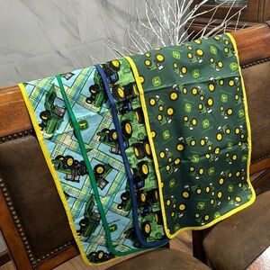 John Deere🦌Mix & Match 4-Table Runners 4-Placemats 100% Cotton / New Never Used